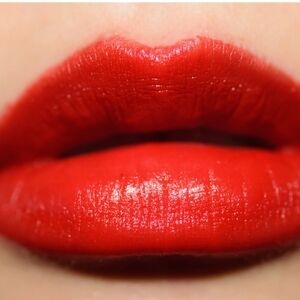 MAKE UP FOR EVER Rouge Artist Lipstick – 410 True Crimson